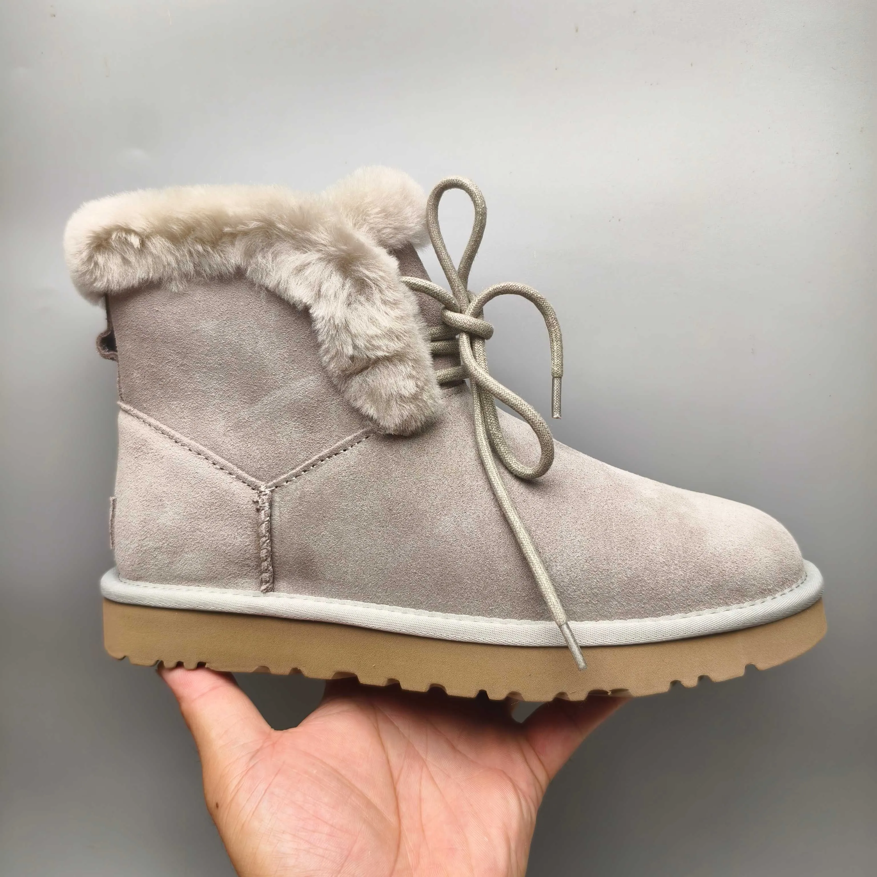 💰520 UGG sheepskin all-in-one snow boots 4576 mid-calf lace-up casual women's shoes Color: Gray Maroon Black Matching Size: 35-40